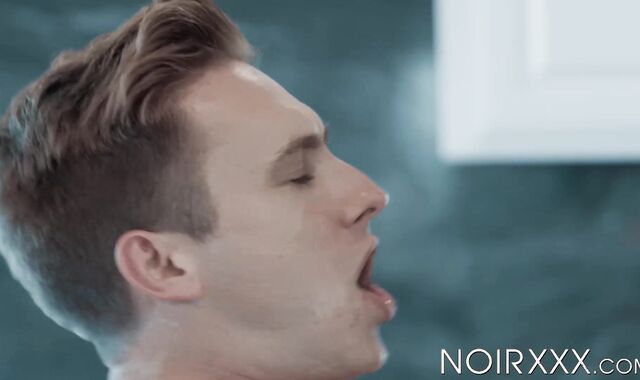 Kinky muscular jock Jackson moans during interracial bang