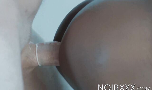 Bearded stud Taye Scott anal drilled during interracial fuck