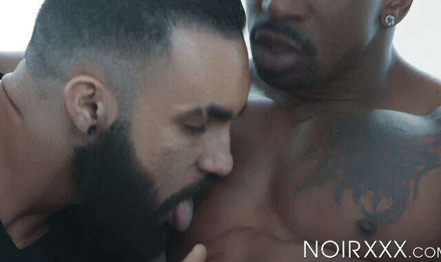 Tattooed hunk Zaddy moans during interracial anal drilling