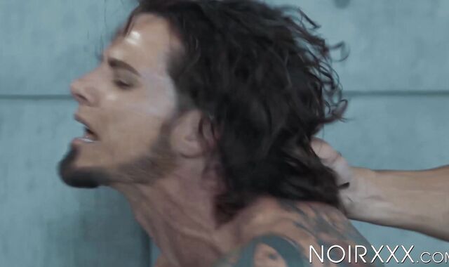 Black stud Zario Travezz anal fucks tattooeod Archer Croft