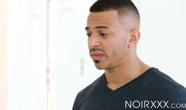 Muscle Colby Tucker rough fucked and cum sprayed by Zario Travezz