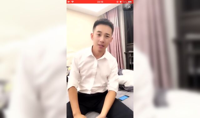 帅哥总裁爆喷