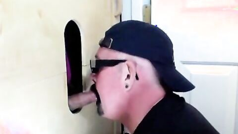 Hot fan getting the best suck of his life in this gloryhole