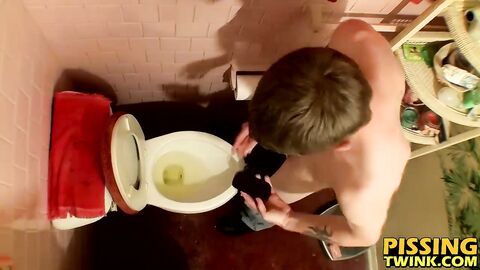 Cooper Reeves and Nolan love pissing on each other