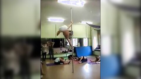 Pole-acrobat