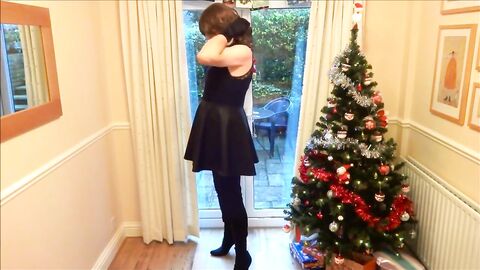 Alison in Thigh Boots - Wanking under the christmas tree