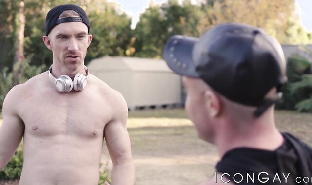 Handsome jock Nick Fitt bareback fucking blonde gay after BJ