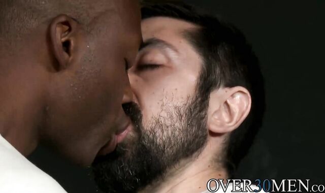 Sweatty interracial sex between Osiris Blade and Geoff