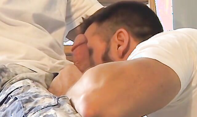 Extreme threesome with bareback included with three hunks