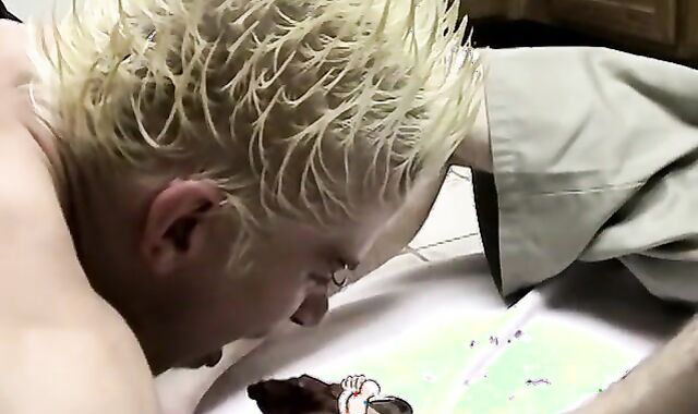 Butt buddies have dirty feet worshiping session in kitchen