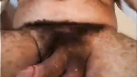 LATINO HAIRY DADDY BEAR BIG FAT COCK AND THICK CUMSHOT