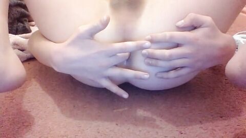 Young Twink Finger and Hole Play