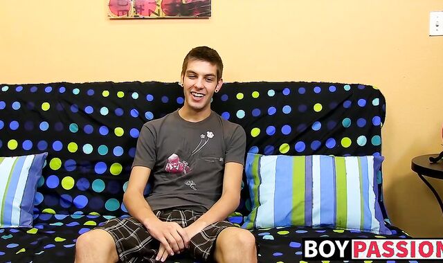 Sexy twink ass Max Morgan jerking his fat dick at home