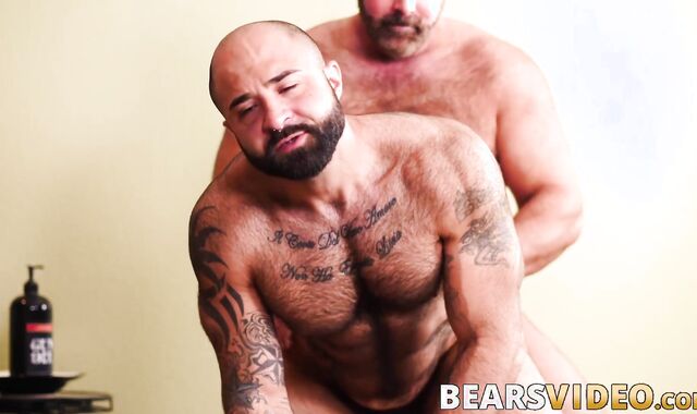 Papa bear sucking cubs big cock and fucking his tight ass