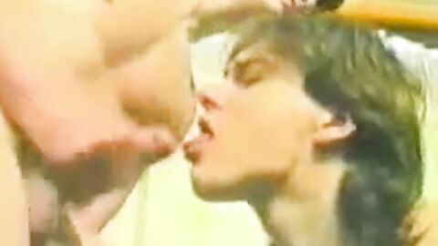 Pretty Boys Cum In Mouth And Kiss