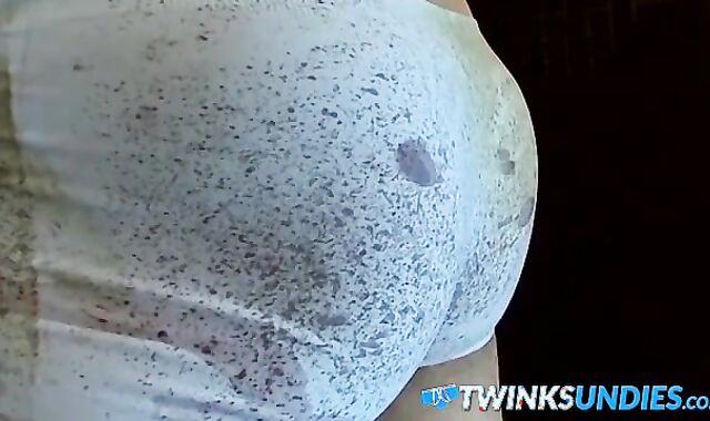 Twinkie wanks and washes his dirty undies in the shower