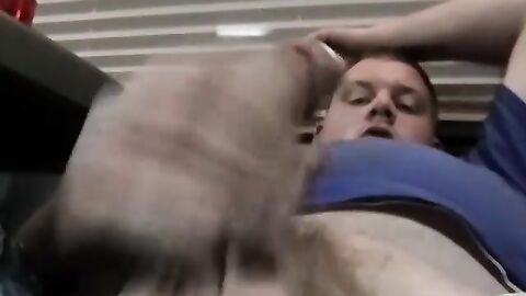 Chubby dude Chez splashes his hot cum all over a dudes face