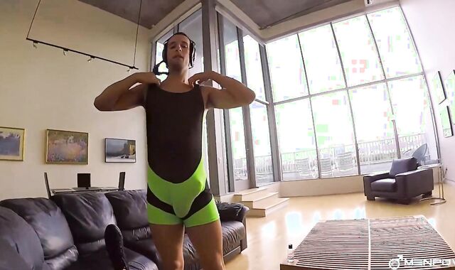 GayRoom: The best fucky-fucky with Tanner Shields