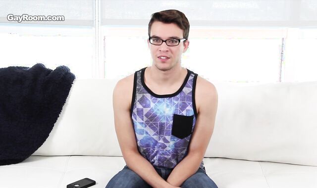 GayRoom: Colton Casey poked tough