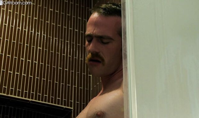 GayRoom: Alex Gray gets banged