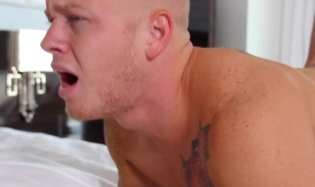 GayRoom: Zeus Michaels plus Leo Luckett ramming rock-rock-hard