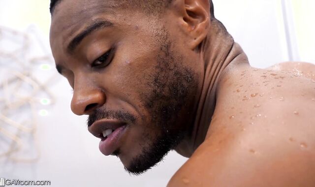 GayRoom - Hook-Up episode together with Tommy Taylor Jake Waters