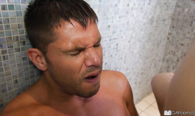 GayRoom - Jeremy Spreadums rides a rock-hard dude meat