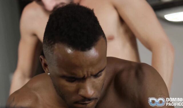 FetishMen - Pheonix Fellington pumping video