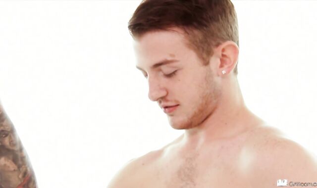 GayRoom - Vance Crawford gets porked