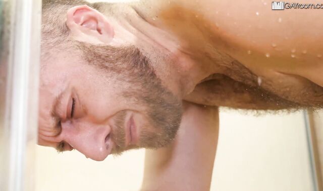 GayRoom - Trent Summers gets a good smashing