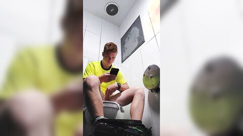 Spy a jerking off teenager in a yellow T-shirt