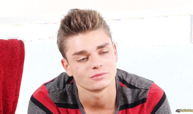 GayRoom - Kayden Winters perceives in need of plumbing rock-hard