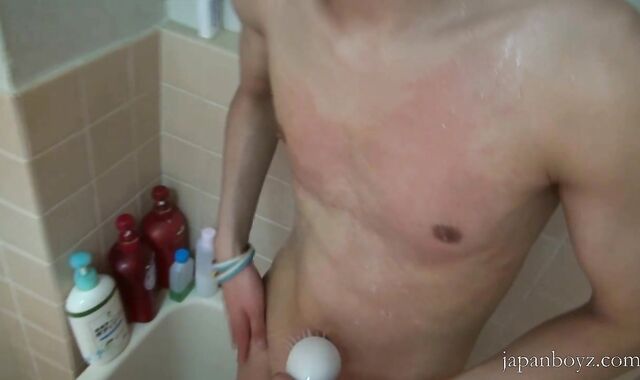 GayAsianNetwork: Cock-squeezing Masaru Sato frolicking with toys massage