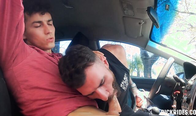 Hard-on Rides - Sebas Gold finds irresistible superb pummeling