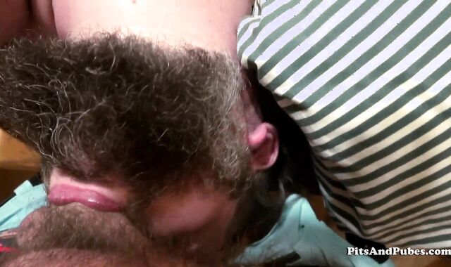 PitsAndPubes: Wool Decorated Ash Recker need great fuck