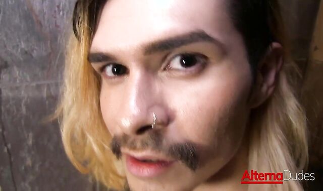 AlternaDudes - Unshaved scrotum Blake Grey jacking off