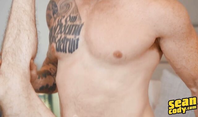Sean Cody - Gagging next to muscle american silver-ash-blonde hair Eddie