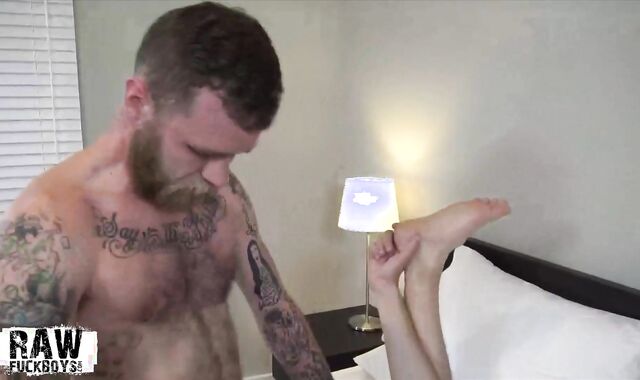 RawFuckBoys: Bang-out with desperate Drake Matthews & Lee Buttons