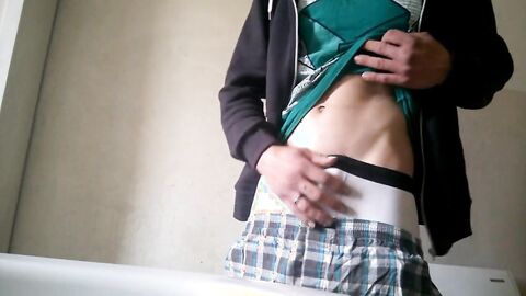 hot cuming in two Boxers, mal wieder geill gewichst