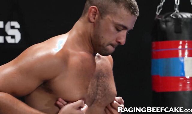 Muscle Jock Zod Blakk loads off to Sean Xaviers craving hole