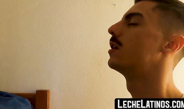 Thin twink Dimitri opening nailed by Princeso after messy BJ