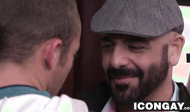 Sexy stepdad Adam Russo wants to fuck cute twink Derek Reed