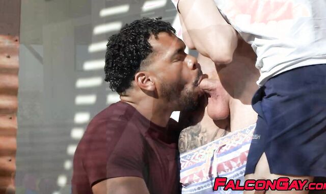 Boyfriend rushes to see his favorite cabin for a bareback threesome