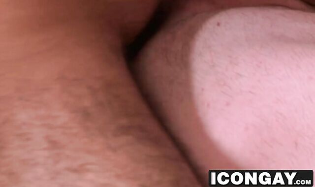 Big daddy fucking a horny college twinks tight ass