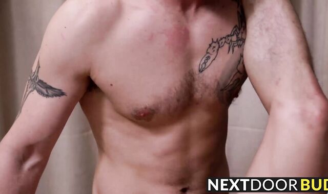 Mark Long and Jeremy Spreadums fucking hard in hotel room