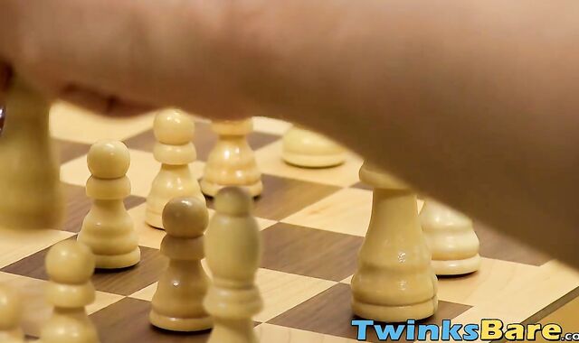 Smart gay Jasper Robinson barebacked by chess playing twink