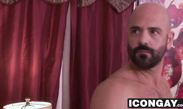 Bearded daddy loves banging ginger twinks hole