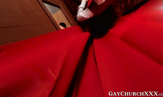 Confessing sexual acts with the bishop turns into hot fuck