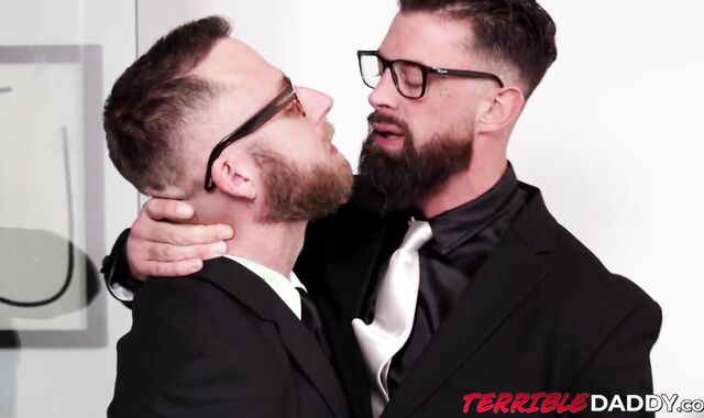 Handsome secretary grabbed and mouthfucks their CEO