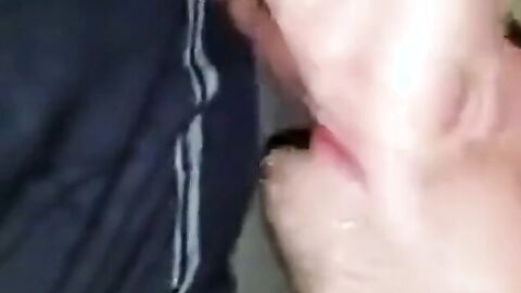 Amateur Cumshot Swallow